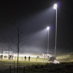 Veeg Faial Ingang Sportveldverlichting - Mastverlichting - LED verlichting voor sportvelden  en bedrijfsterreinen!